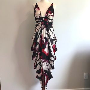Lovely Midi High-Low Hem Bebe Abstract Dress - XXS